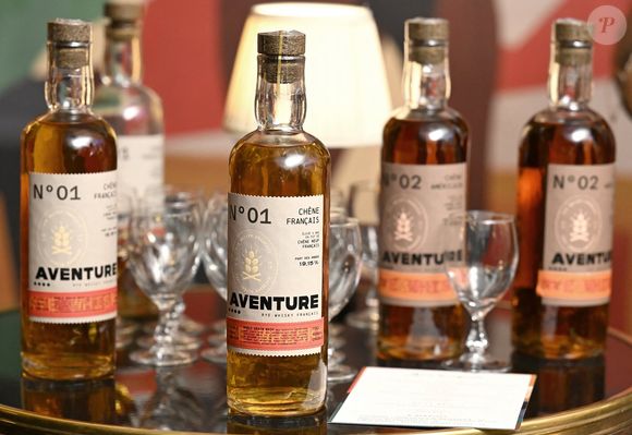 J.Dujardin à la soirée de dégustation du whisky de seigle français "Aventure" (Bordeaux Distilling Co), dont il est partenaire, à Bruxelles, le 13 mars 2026. © Photonews / Bestimage