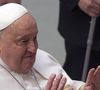 Ce vendredi 14 février, le Vatican s'est exprimé officiellement sur l'hospitalisation du souverain pontife pour une bronchite.

Le pape François dirige l'audience générale hebdomadaire dans la salle Paul VI au Vatican le 12 février 2025.