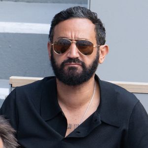En effet, le 28 février prochain, Cyril Hanouna va animer pour la dernière fois sur C8, son émission.

Cyril Hanouna assiste aux Internationaux de France 2024 à Roland Garros le 9 juin 2024 à Paris, France. © Laurent Zabulon/ABACAPRESS.COM