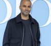 Tony Parker est revenu sur ses débuts aux États-Unis lors d’une interview accordée à Konbini.

Tony Parker au photocall du défilé de mode féminine Dior printemps-été 2025 lors de la Fashion Week de Paris (PFW), à Paris, France. © Olivier Borde/Bestimage