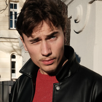 Le descendant de l'impératrice Sissi est une star des réseaux sociaux, son allure n'y est pas pour rien