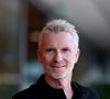 Denis Brogniart est l'animateur star de Koh-Lanta.

Denis Brogniart au village lors des Internationaux de France de Tennis de Roland Garros 2025. 
© Moreau/Jacovides/Bestimage