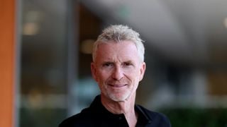 Denis Brogniart évoque l’endroit "très sommaire" où il loge pendant le tournage de Koh-Lanta, loin de tout confort