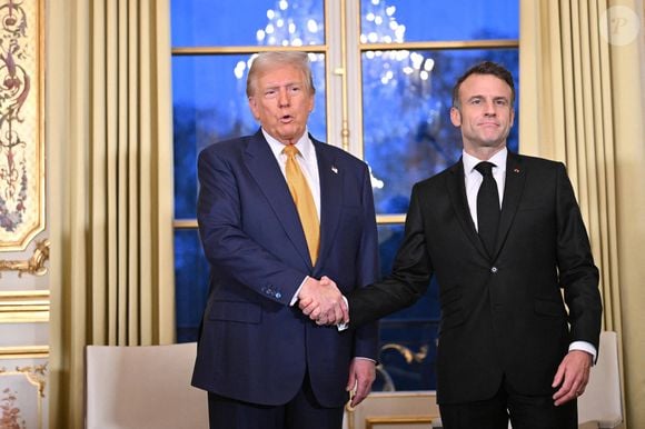 Le président français Emmanuel Macron reçoit son homologue américain Donald Trump au palais présidentiel de l'Elysée à Paris, France, le 7 décembre 2024. © Jeanne Accorsini/Pool/Bestimage