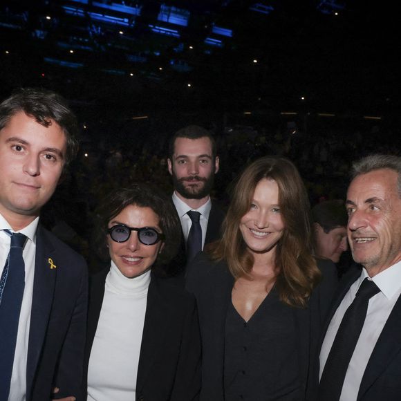 “Il faut assumer ce nom, utiliser ses avantages, minimiser ses inconvénients, et, si t’es bon, ça marche.”
Exclusif - Gabriel Attal, Louis Sarkozy, Rachida Dati, Carla Bruni-Sarkozy, Nicolas Sarkozy lors d'une cérémonie organisée par le Conseil des institutions juives de France (CRIF) en hommage aux victimes des attentats du Hamas du 7 octobre 2023 contre Israël, à l'occasion du premier anniversaire de l'événement, à Paris, le 7 octobre 2024. © Jack Tribeca / Bestimage