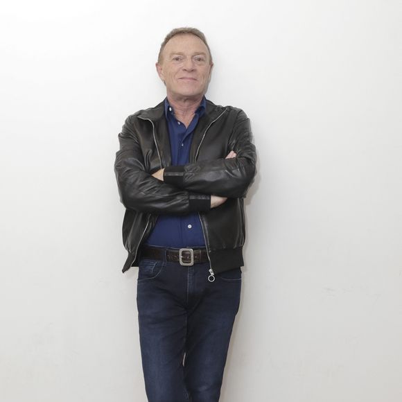 Christophe Hondelatte dans les backstage de l'enregistrement de l'émission "Face à Hanouna", présentée par Cyril Hanouna et diffusée sur C8 le 23 mars. Le 21 mars 2024
© Jack Tribeca / Bestimage