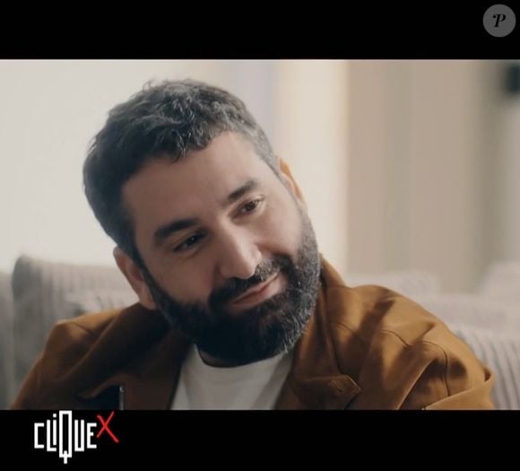 Mouloud Achour face à Kylian Mbappé dans l'émission "Clique". (Capture d'écran)