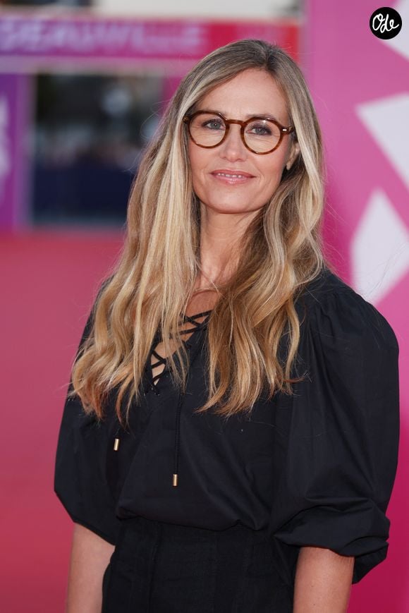 Cecile de France sur le tapis rouge lors de la première du film 'L'Invitation' pendant la 52ème édition du Festival du Cinéma Américain de Deauville, France, le 5 septembre 2026. © Denis Guignebourg/Bestimage