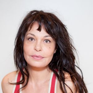 Archives - Isabelle Mergault sur le plateau de l'émission "Les Grands du Rire", le 27 septembre 2012 - Isabelle Mergault, décédée à l'âge de 67 ans des suites d'un cancer, le 20 mars 2026. MPP / Bestimage