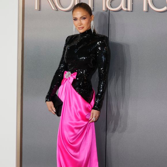 Jennifer Lopez - Célébrités présentes à la première britannique du film « Office Romance » au BFI Southbank, Southbank Centre, Londres Backgrid UK/ Bestimage