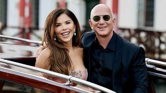 Un célèbre clan a fait le déplacement au mariage de Jeff Bezos mais l'absence d’un des leurs laisse dubitatif