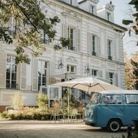 Menu à 80 euros et déco rétro : à deux pas de Paris, l'ancien domaine de cet auteur légendaire transformé en restaurant