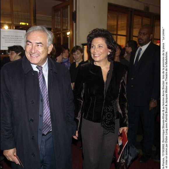 Vivant toute l'année au Maroc, Dominique Strauss-Kahn le considère comme son second pays.
Dominique Strauss-Kahn au 19e Festival international du film de Marrakech à Marrakech, au Maroc. Photo par Aurore Marechal/ABACAPRESS.COM