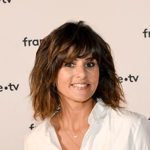 Elle présente quotidiennement l'émission "Ça commence aujourd'hui" sur France 2 depuis quasiment 10 ans

Faustine Bollaert au photocall de la conférence de presse de France 2 au théâtre Marigny à Paris le 18 juin 2019
© Coadic Guirec / Bestimage