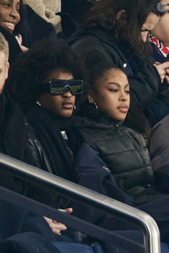 Ebony (Star Academy 2024) - Célébrités dans les tribunes du match de Ligue 1 McDonald's opposant le Paris Saint-Germain (PSG) à L’AS Monaco (4-1) au Parc des Princes à Paris le 7 février 2024. © Cyril Moreau/Bestimage
