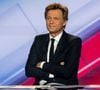 Le journaliste de 55 ans pourrait bien ne pas faire partie des personnalités que les téléspectateurs pourront retrouver à la rentrée prochaine sur la chaîne du groupe France Télévisions.
Laurent Delahousse sur le plateau de l'émission spéciale sur les élections présidentielles de la télévision publique française France 2, à Paris, France le 24 avril 2022. Photo par Ammar Abd Rabbo/ABACAPRESS.COM