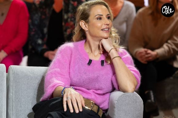 Et parce qu'elle a eu la chance de voir sa maison de vacances épargnée par les flammes, Élodie Gossuin n'a pas hésité une seule seconde à venir en aide aux sinistrés.

Élodie Gossuin sur plateau de l'émission "Animalement Vôtre" présentée par Bernard Montiel et diffusée le 3 mai 2026 sur France 3, le 13 janvier 2026. 

© Julien Sarkissian/Bestimage