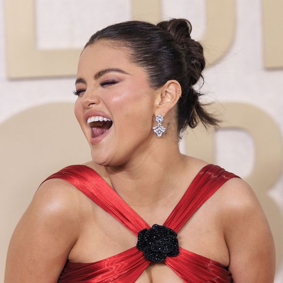Selena Gomez - 81e cérémonie des Golden Globes au Beverly Hilton à Los Angeles. © PI via ZUMA Press Wire / Bestimage