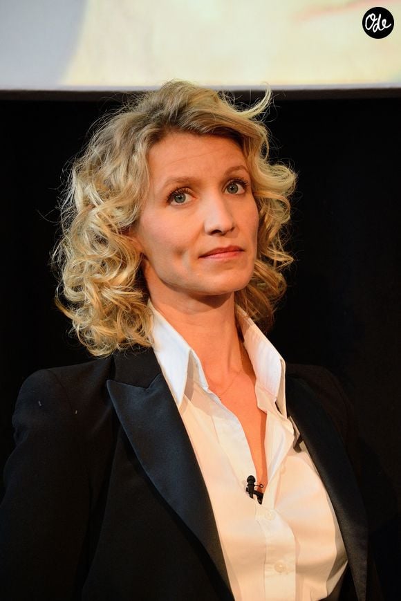 Le couple a divorcé en 2014.

Alexandra Lamy lors d'une conférence de presse consacrée à « PasteurDon 2013 » à l'Institut Pasteur de Paris, en France, le 10 octobre 2013. PasteurDon est une opération visant à sensibiliser le public à la recherche médicale et à l'inciter à faire des dons. Photo de Nicolas Briquet/ABACAPRESS.COM
