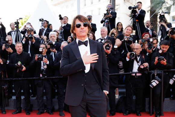 A commencer bien entendu par Tom Cruise, venu présenter "Mission Impossible : The Final Reckoning"

Tom Cruise - Montée des marches du film « Mission Impossible : The Final Reckoning » lors du 78ème Festival International du Film de Cannes, au Palais des Festivals à Cannes. Le 14 mai 2025
© Jacovides-Moreau / Bestimage