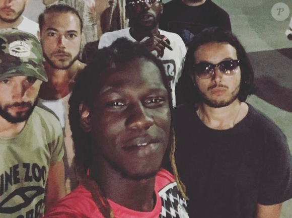 Doums avait déjà été interpellé en août 2025 lors d’un contrôle à Paris pour une affaire de stupéfiants.

Capture Instagram - Doums