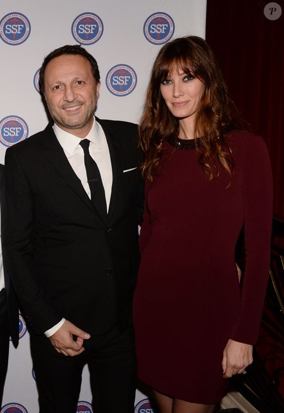 Exclusif - Arthur (Jacques Essebag) et sa compagne Mareva Galanter - Dîner de gala et vente aux enchère pour l'association "Sauveteurs sans frontières" ("Qui sauve une vie sauve l'humanité") à l'hôtel du collectionneur à Paris, France, le 13 février 2018 © Rachid Bellak/Bestimage