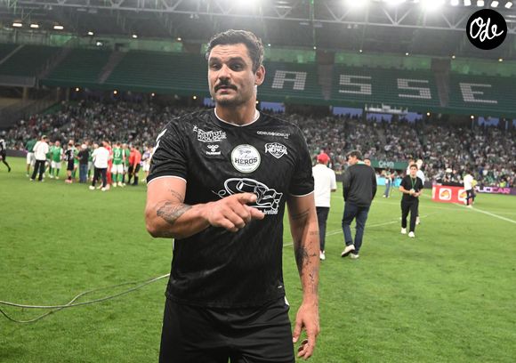 Florent Manaudou - Match des héros au stade Geoffroy-Guichard de Saint-Etienne le 31 mai 2026. Les Légendes des Verts et la Team des Héros ont fait le spectacle ce dimanche soir à Geoffroy-Guichard (3-4). © Mourad Allili/PsnewZ//Bestimage