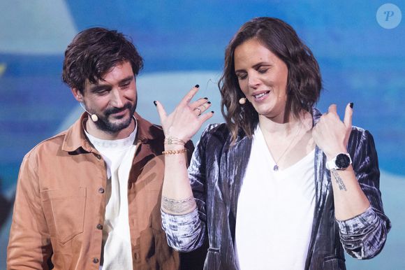 Jérémy Frérot, Laure Manaudou enregistrent l'émission "La Chanson secrète 11" à Paris, diffusée le 24 juin sur TF1. 

© Cyril Moreau / Bestimage