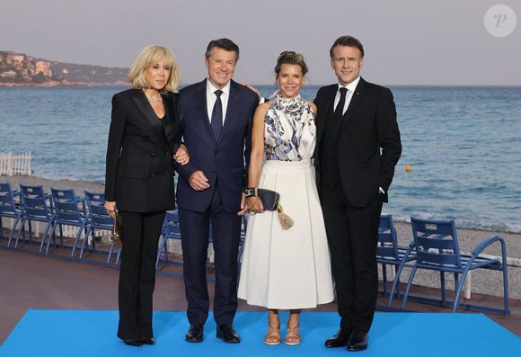 "Son papa étant le maire de Nice, il est important de la protéger du regard public", a-t-elle justifié.

Le président Emmanuel Macron et sa femme Brigitte Macron avec Christian Estrosi et sa femme Laura Tenoudji avant le dîner de la conférence des Nations Unies sur l'Océan (UNOC3) à Nice le 8 juin 2025

© Dominique Jacovides / Bestimage