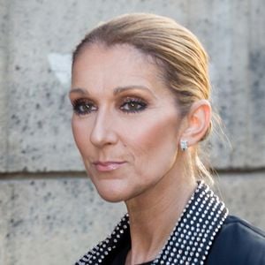 Céline Dion quittant l'hôtel Royal Monceau pour aller dîner au restaurant Loulou au Musée des arts décoratifs le 07 juillet 2017 à Paris, France. Photo par Nasser Berzane/ABACAPRESS.COM