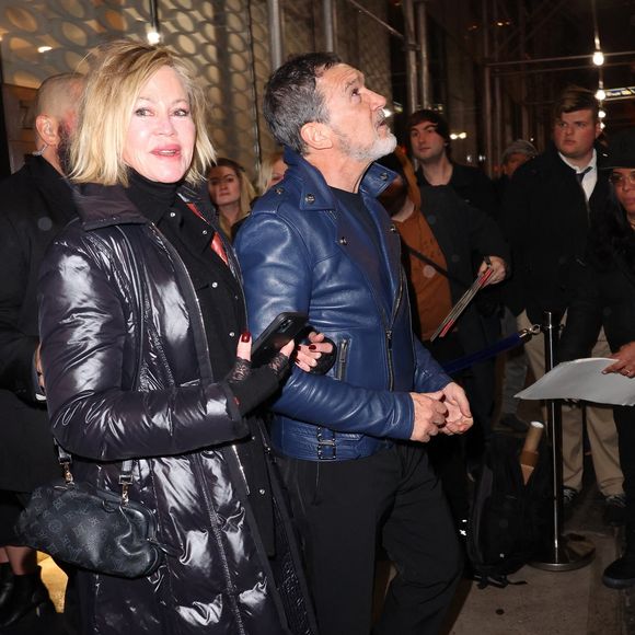 Ils ont réussi à transformer leur histoire d’amour en une amitié solide et apaisée.

Melanie Griffith, Antonio Banderas à l'after-party de l'émission Saturday Night Live au club Zuma à New York. Photo par Backgrid USA / Bestimage
