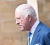 Le roi Charles III a exprimé sa profonde tristesse après l'attaque tragique à Vancouver.
Le roi Charles III salue les personnes qui lui souhaitent bonne chance alors qu'il quitte le service de Pâques à la chapelle Saint-George, au château de Windsor, à Londres, en Angleterre, au Royaume-Uni. Photo par Justin Ng /Avalon/ABACAPRESS.COM