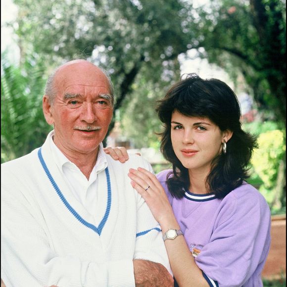 Elle a réconcilié Eddie avec le mariage.

Eddie Barclay et sa femme Caroline à Marrakech dans les années 1990. © DANIEL ANGELI / BESTIMAGE