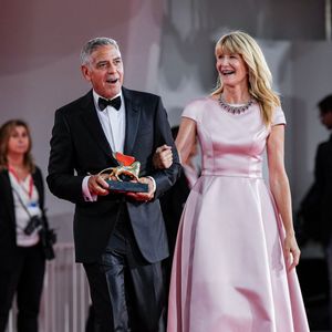 George Clooney et Laura Dern à la Mostra de Venise le 2 septembre 2026 © Lucia Sabatelli / Bestimage