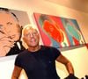 Le styliste avait fait des confidences sur sa vie privée peu avant de s'éteindre.

Giorgio Armani devant son porrtrait lors de l'exposition Andy Warhol à Milan.  © Mauro Bottaro/ABACAPRESS.COM