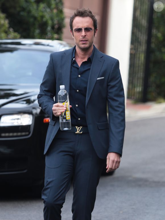 Fabrice Sopoglian, le parrain des Anges sur NRJ 12 arrive en Rolls Royce sur le tournage à Los Angeles le 12 janvier 2016.