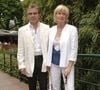 Avec Catherine Ceylac, ils ne souhaitent pas se marier.

Claude Sérillon et sa femme Catherine Ceylac arrivent au 'Village', l'espace VIP des Internationaux de France à Roland Garros à Paris, France, le 9 juin 2007. Photo Giancarlo Gorassini/ABACAPRESS.COM