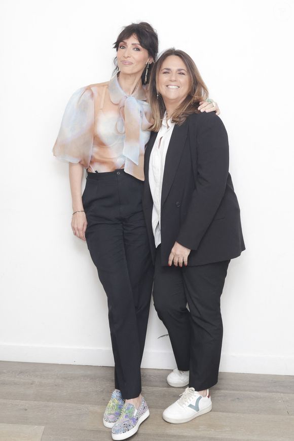 Sa collègue Géraldine Maillet a annoncé qu’elle serait prochainement de retour

Géraldine Maillet, Valérie Benaim - Backstage - Enregistrement de l'émission "TPMP (Touche Pas à Mon Poste)", présentée par C.Hanouna et diffusée en direct sur C8 le 11 mai 2023
© Jack Tribeca / Bestimage