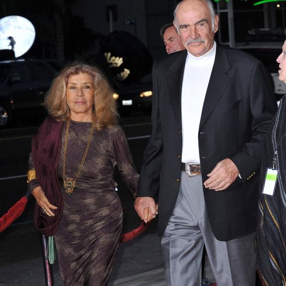 Photo d'archives du 1er octobre 2008 de Sean Connery et de son épouse Micheline Roquebrune lors de la soirée AFI Night at the Movies organisée au Arclight Theatre à Hollywood, Los Angeles, CA, USA. © Photo de Lionel Hahn/ABACAPRESS.COM