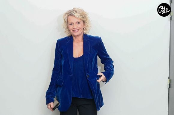 Récemment, elle a dévoilé sur Instagram l’adresse d’une boutique qu’elle affectionne particulièrement, Konanki Cap Ferret.

Exclusif - Sophie Davant en backstage de l'enregistrement de l'émission "100% logique" présentée par C. Feraud et diffusée samedi 1er mars à 21.10 sur France 2 et sur france.tv, au Studio du Lendit à Saint-Denis, France, le 12 décembre 2024. © Christophe Clovis/Bestimage