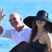 Après Venise, c’est en France que le patron d’Amazon Jeff Bezos, se relaxe avec son épouse : elle ne passe pas inaperçue !