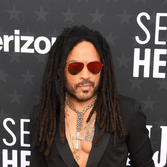 Fou de rage, le chanteur avait exigé que son passage ne soit pas diffusé.

Archives : Lenny Kravitz
Backgrid USA / Bestimage