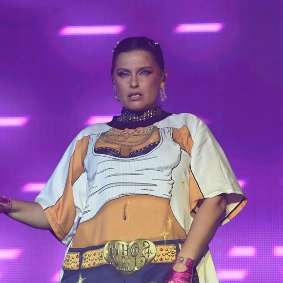 Une belle manière de répondre avec le sourire et beaucoup d'humour à ses haters.

Nelly Furtado à Manchester © Backgrid USA / Bestimage