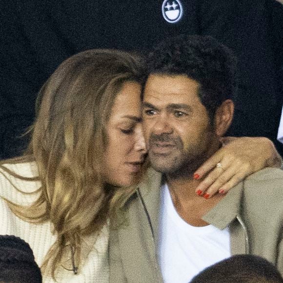 Mélissa Theuriau et Jamel Debbouze partagent une nouvelle.

Mélissa Theuriau et son mari Jamel Debbouze assistent au match aller de la Ligue des Champions entre le Paris Saint-Germain et la Juventus au Parc des Princes à Paris.
AGENCE / BESTIMAGE
