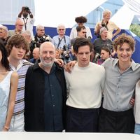 “Quelque part elle est là un peu” : 16 ans après, le fils d’une célèbre actrice disparue surpris par une précieuse photo