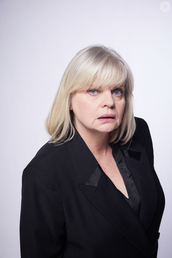 Elle est revenue sur un sujet très douloureux : la perte de ses deux parents.
Exclusif - Isabelle Nanty - Studio - Enregistrement de l'émission "La Fine Equipe : Le retour!" à Paris, diffusée le 14 janvier sur France 2. Le 3 novembre 2022
© Cyril Moreau-Tiziano Da Silva / Bestimage