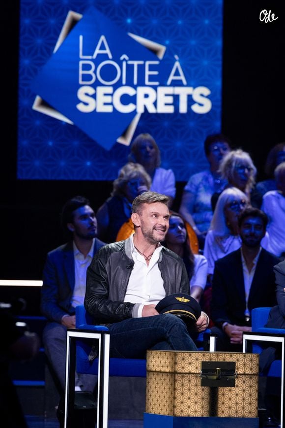 Exclusif - Jean-Philippe Janssens lors de l'enregistrement de l'émission "La Boîte à secrets", présentée par F.Bollaert et diffusée le 16 octobre sur France 3, à Paris, France, le 29 septembre 2026. © Cyril Moreau/Bestimage