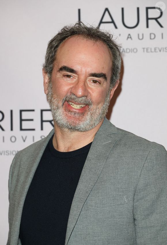 Bruno Solo - 29ème cérémonie des Lauriers de l'Audiovisuel au théâtre Marigny à Paris le 26 février 2024.  © Coadic Guirec/Bestimage