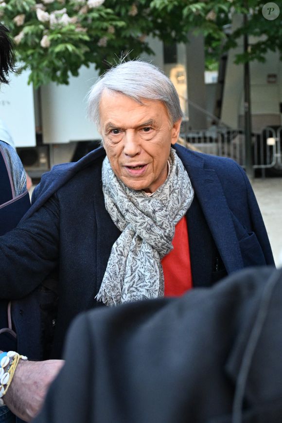 L'artiste de 82 ans affirme qu'il espère que ce ne sera pas son dernier.

Salvatore Adamo - Arrivées à l'enregistrement de l'émission "Serge Lama le dernier rappel!" au théâtre Marigny à Paris le 29 avril 2025.

© Yehiel Chekroune / Bestimage