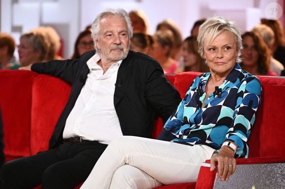 Exclusif - Pierre Arditi et Muriel Robin - Enregistrement de l'émission "Vivement dimanche" au studio Gabriel, présentée par M.Drucker, diffusée sur France 3 le 17 septembre 2023. 
© Guillaume Gaffiot / Bestimage